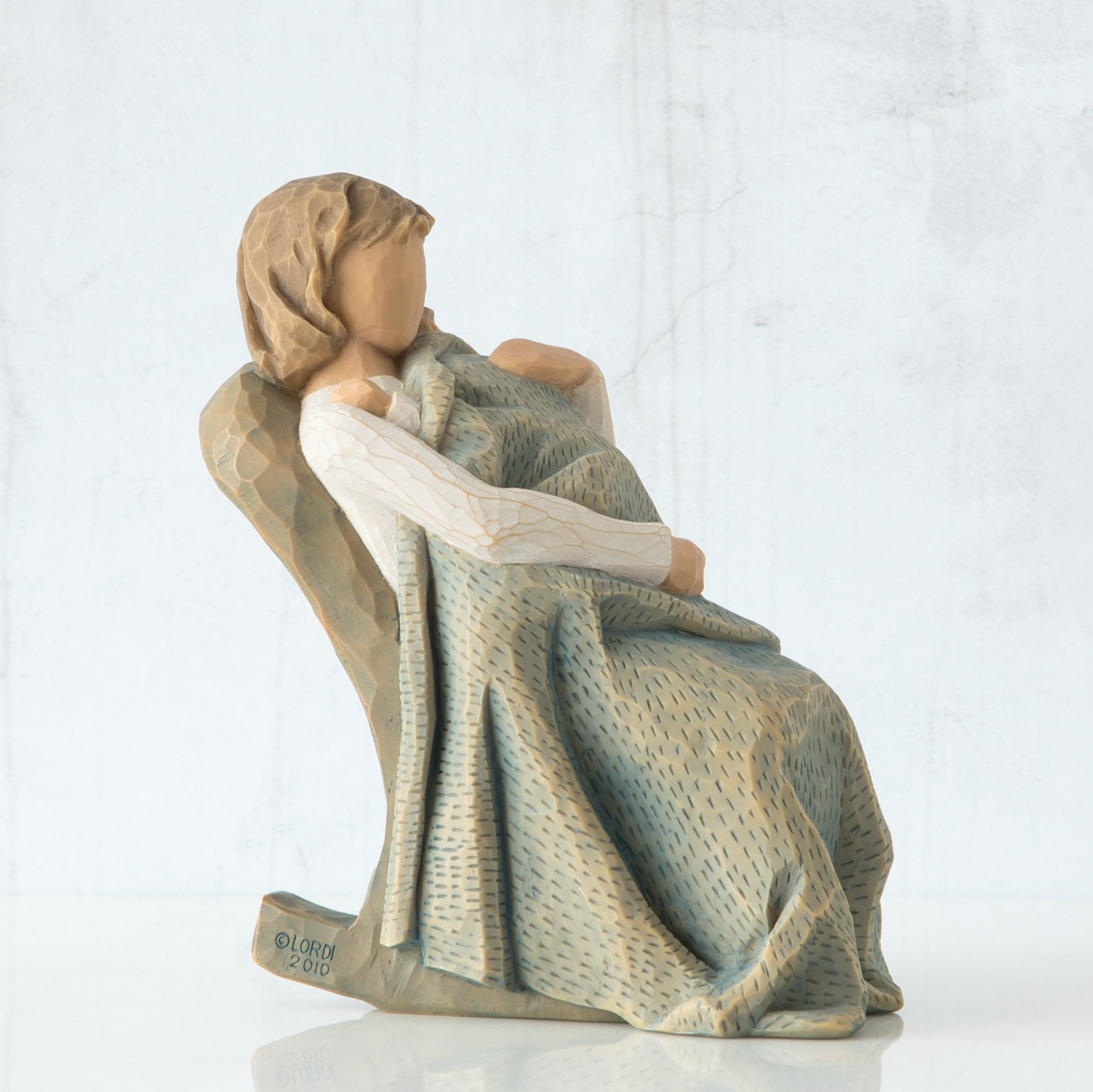 The Quilt Figurine