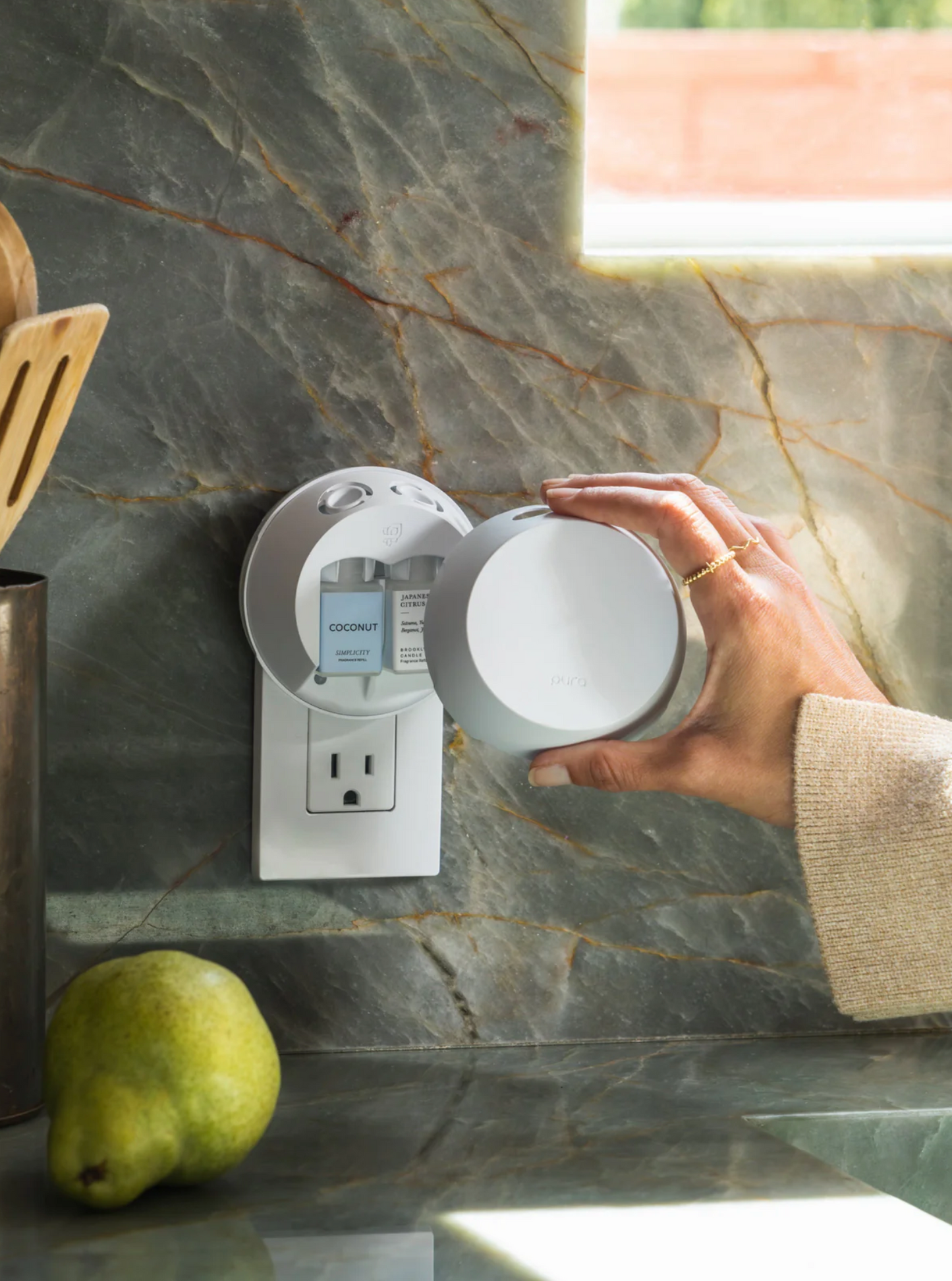 Pura 4 Fragrance Diffuser